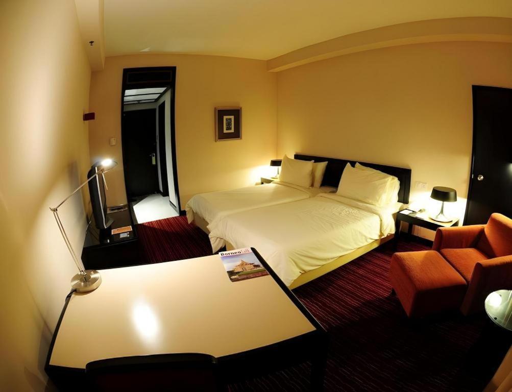 Tanahmas The Sibu Hotel Extérieur photo